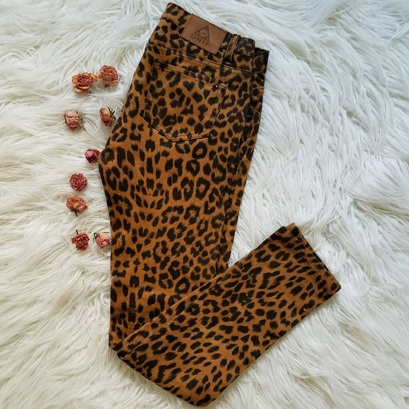 UNIF Pants - NASTY GAL Suede leopard print pants